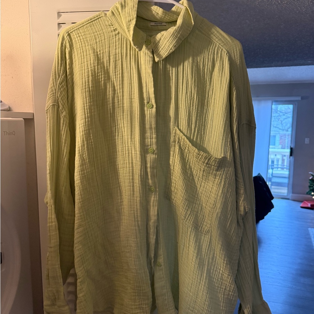 Abercrombie & Fitch Light Green Casual Button Down Shirt
